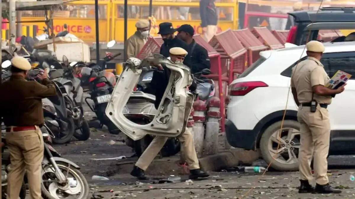 दिल्ली विस्फोट मामले में डॉक्टर की गिरफ्तारी: नई जानकारी