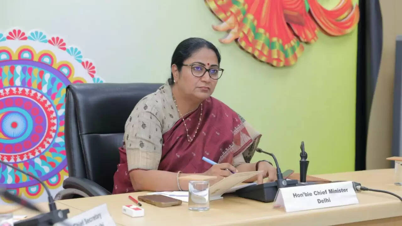 दिल्ली में महिलाओं के लिए नाइट शिफ्ट: क्या है नई नीति का महत्व?