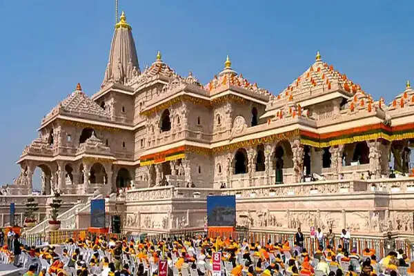 राम मंदिर चढ़ावे की जांच: SIT ने मुख्यमंत्री को सौंपी प्रारंभिक रिपोर्ट