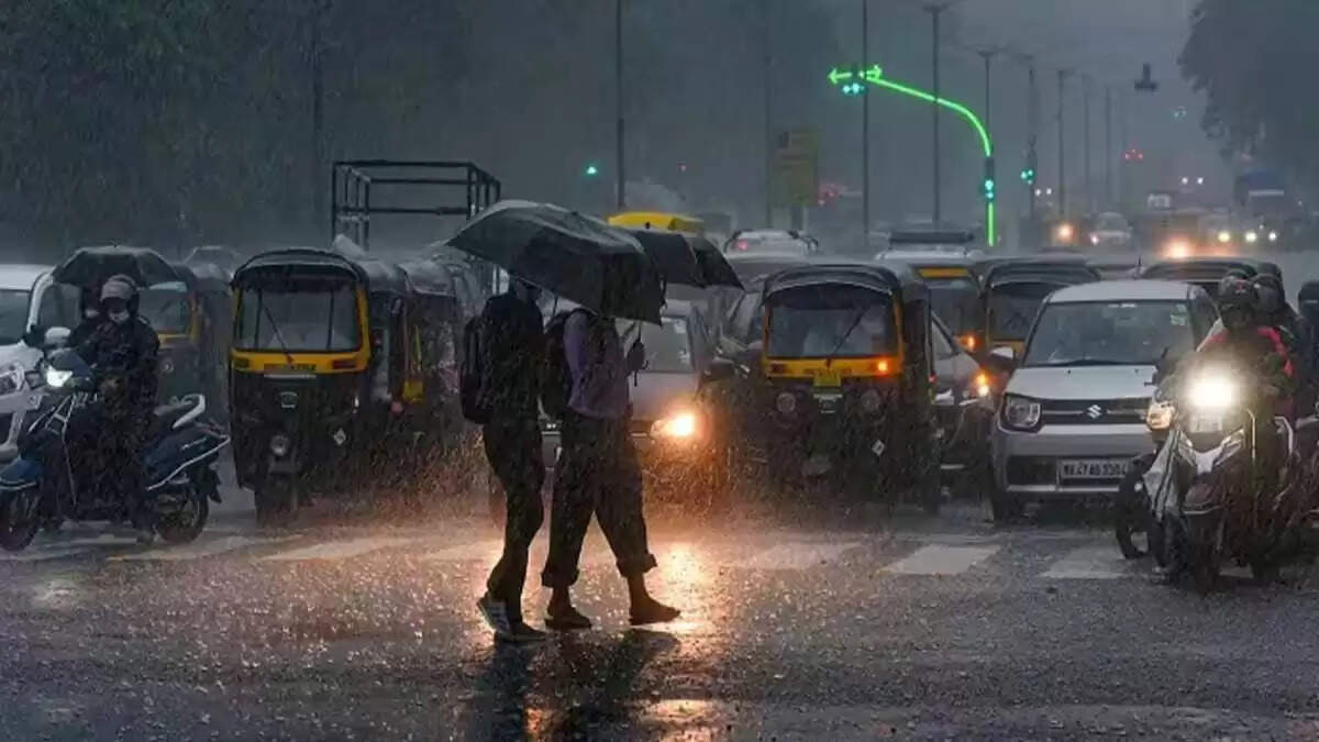 गुजरात में मौसम परिवर्तन: भारी बारिश और आंधी का अलर्ट