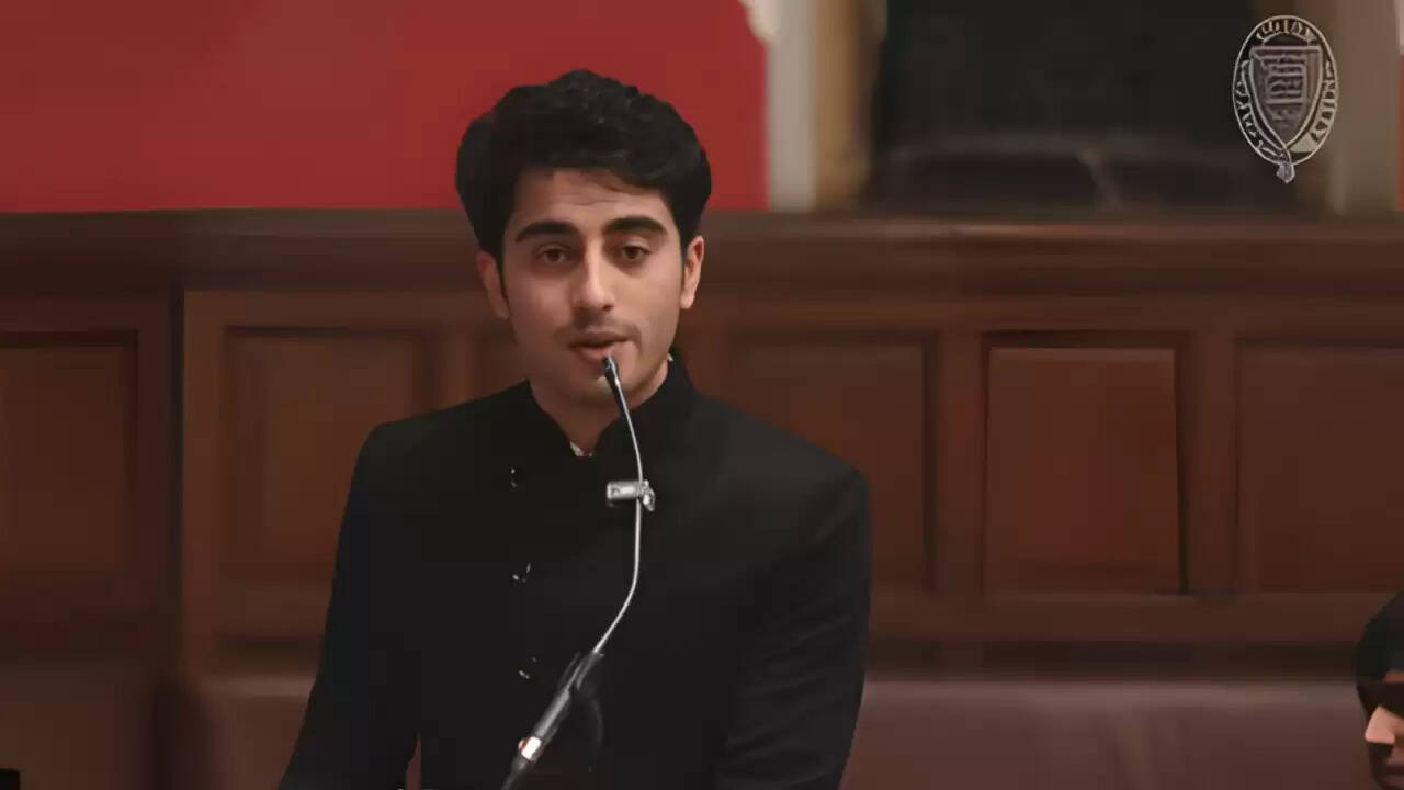 ऑक्सफोर्ड यूनियन में भारत-पाक नीति पर बहस: वीरांश भानुशाली का प्रभावशाली भाषण