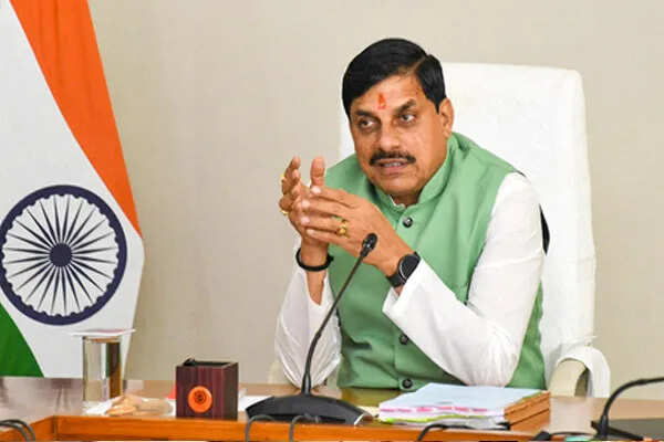 सीएम मोहन यादव ने कांग्रेस नेताओं पर हिंदुत्व के खिलाफ काम करने का आरोप लगाया