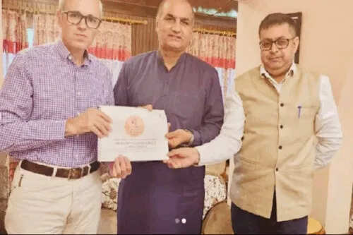 दीपक बाली ने मुख्यमंत्री उमर अब्दुल्ला से की महत्वपूर्ण मुलाकात