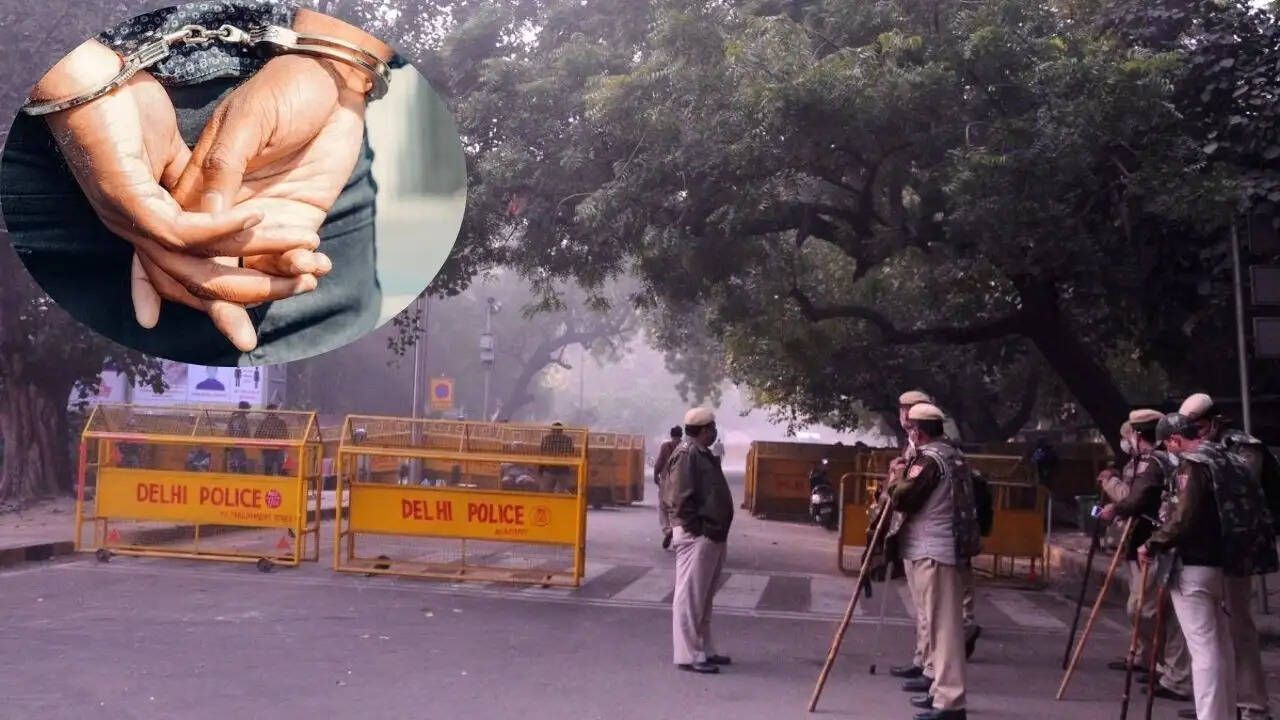 दिल्ली पुलिस ने नकली न्यायिक अधिकारी को गिरफ्तार किया