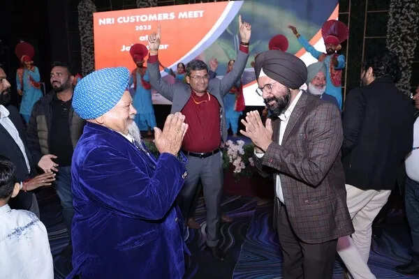 एनआरआई ग्राहकों के लिए बैंक ऑफ बड़ौदा का मिलन समारोह फगवाड़ा में आयोजित