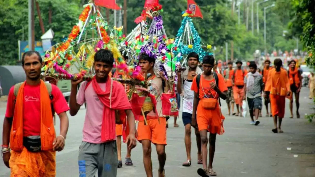 गाजियाबाद में कांवड़ यात्रा के दौरान भारी वाहनों पर प्रतिबंध