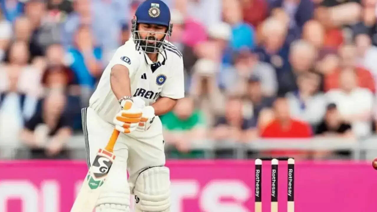 ऋषभ पंत की चोट ने दक्षिण अफ्रीका टेस्ट सीरीज में भागीदारी को खतरे में डाला