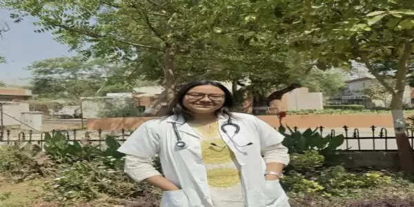 नेशनल डॉक्टर्स डे: मेडिकल क्षेत्र में करियर बनाने को इच्छुक बेटियों के लिए गुजरात सरकार की ‘मुख्यमंत्री कन्या केलवणी निधि योजना’ बनी वरदान
