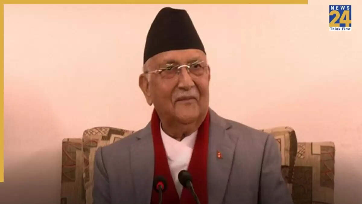 नेपाल में सोशल मीडिया बैन के खिलाफ प्रदर्शन: पीएम ओली का इस्तीफा और दुबई भागने की कोशिश