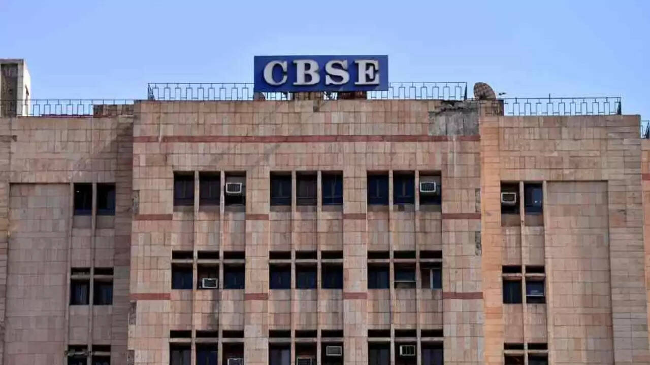 CBSE के नए नियम: 75% उपस्थिति अनिवार्य, जानें क्या बदल रहा है