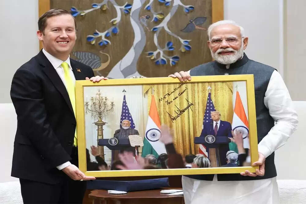 भारत में नए अमेरिकी राजदूत सर्जियो गोर की पहली यात्रा
