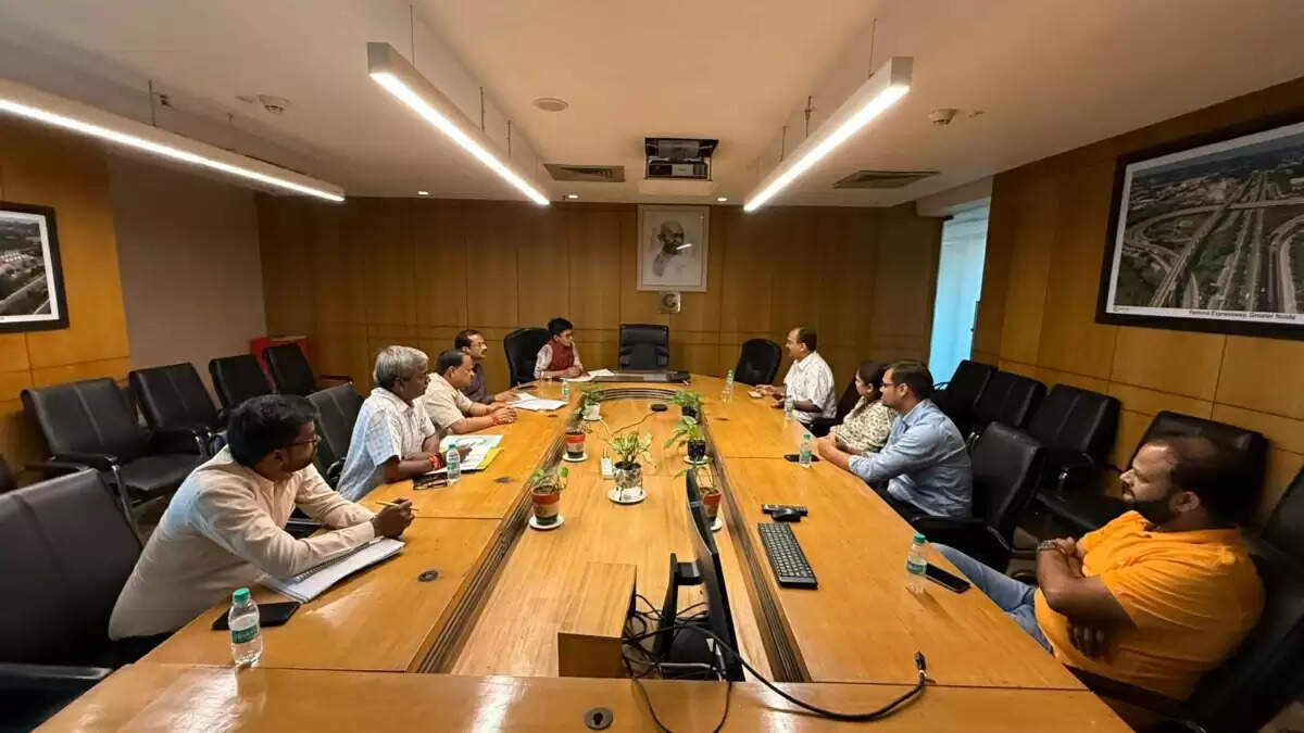 ग्रेटर नोएडा में पौधरोपण अभियान: जनसहभागिता से बढ़ेगी हरियाली