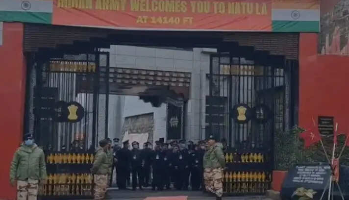 Kailash Mansarovar Yatra 2026: First Batch of Pilgrims Depart from Nathu La Pass