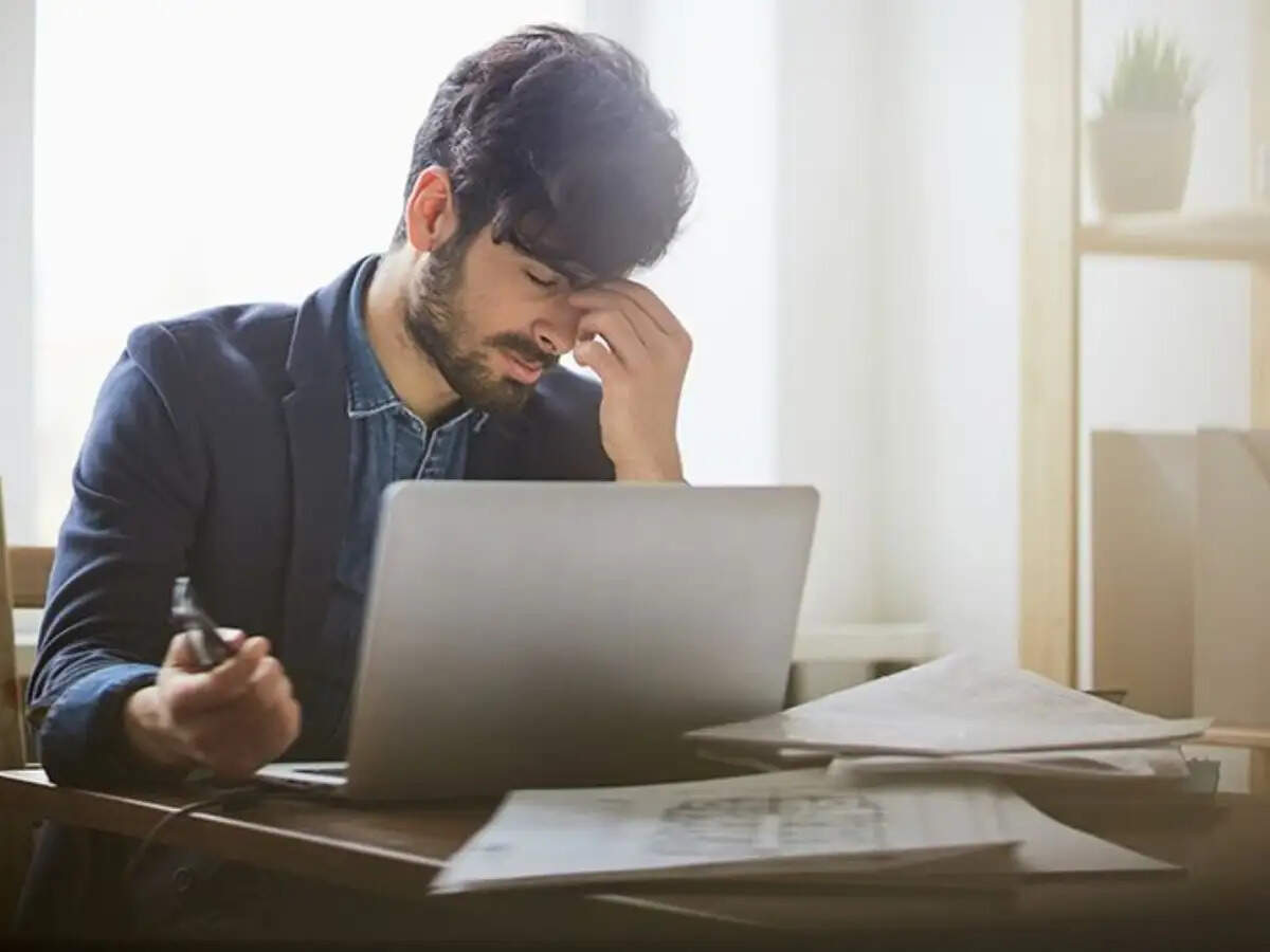 आंखों की सेहत के लिए स्क्रीन टाइम को कैसे प्रबंधित करें