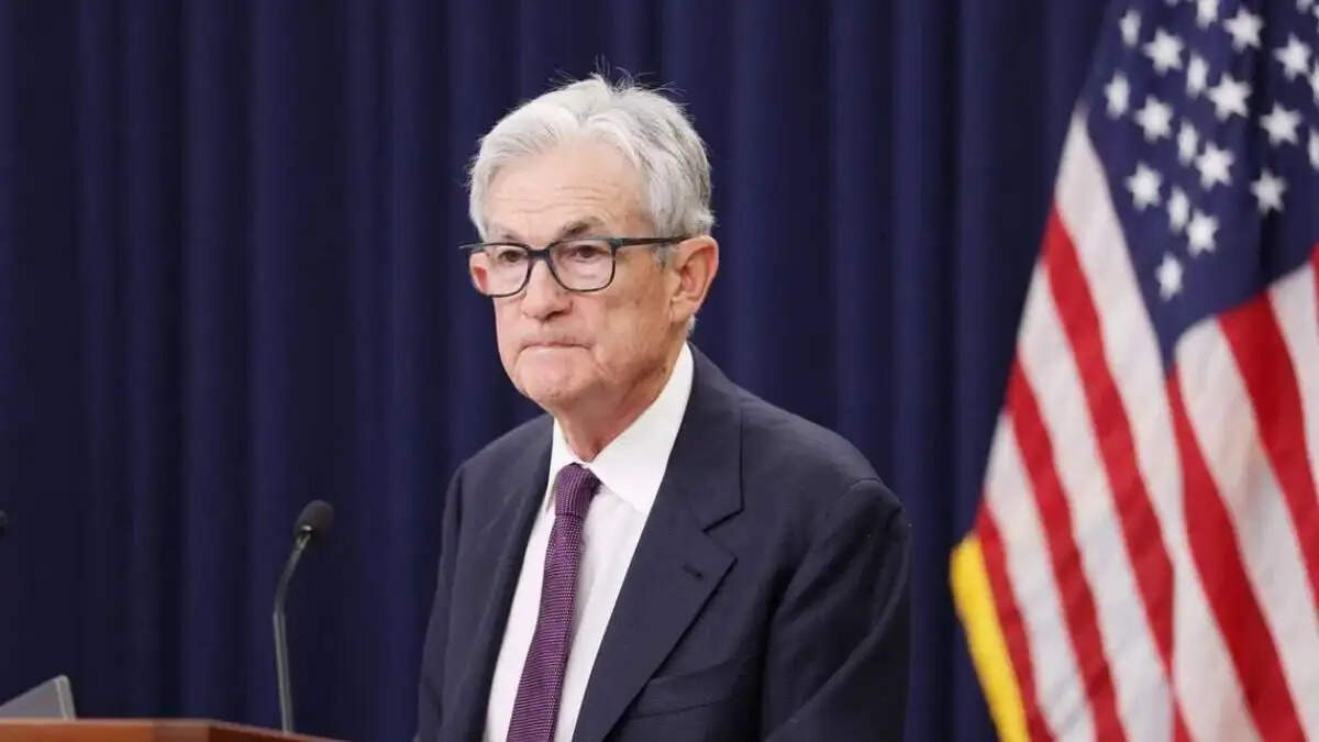 US Fed ने ब्याज दरें स्थिर रखीं, तेल की कीमतों में वृद्धि से बढ़ी चिंता