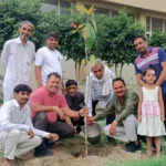 ग्रीनमैन प्रोफेसर दलजीत ने जनसेवा दल के साथ मिलकर बरगद का पौधा रोपित किया
