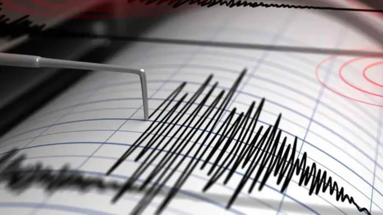 इंडोनेशिया में भूकंप के झटके: जानें इसके पीछे की वजह और इतिहास