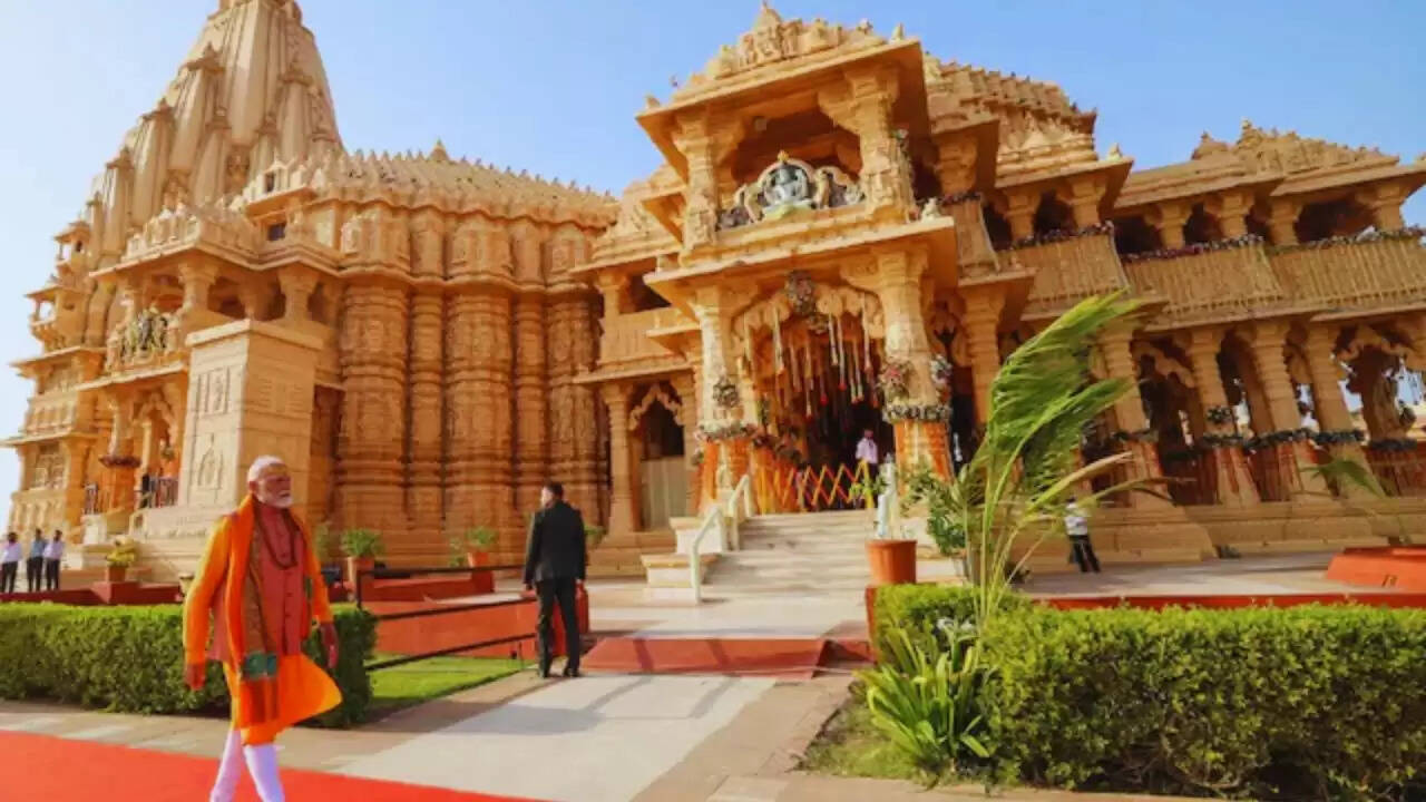 सोमनाथ मंदिर पर पीएम मोदी का प्रेरणादायक लेख: एक हजार साल की गौरवगाथा