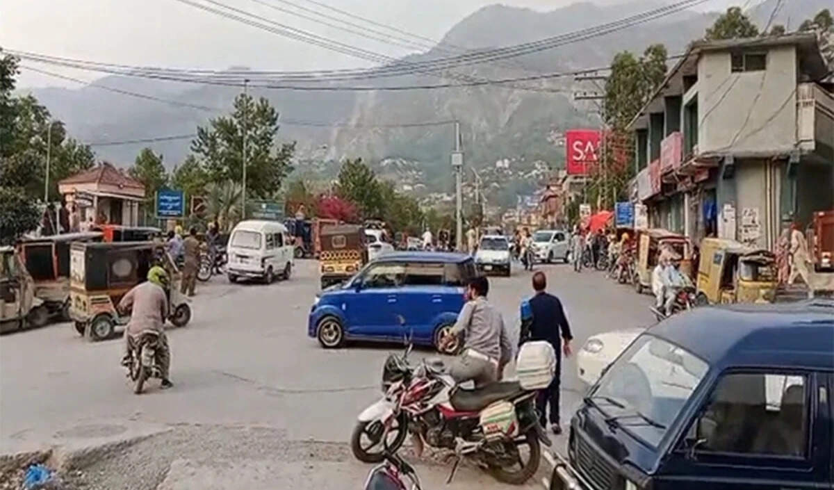 पीओके में जेनरेशन ज़ेड के विरोध प्रदर्शनों में बढ़ती हिंसा