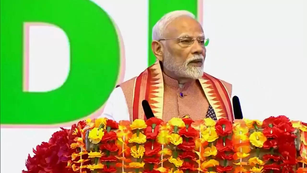 प्रधानमंत्री मोदी का त्रिनिदाद और टोबैगो में भारतीय समुदाय से संवाद