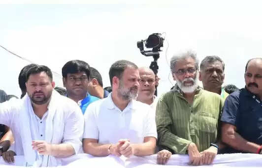 बिहार में महागठबंधन का बंद: राहुल गांधी का प्रदर्शन