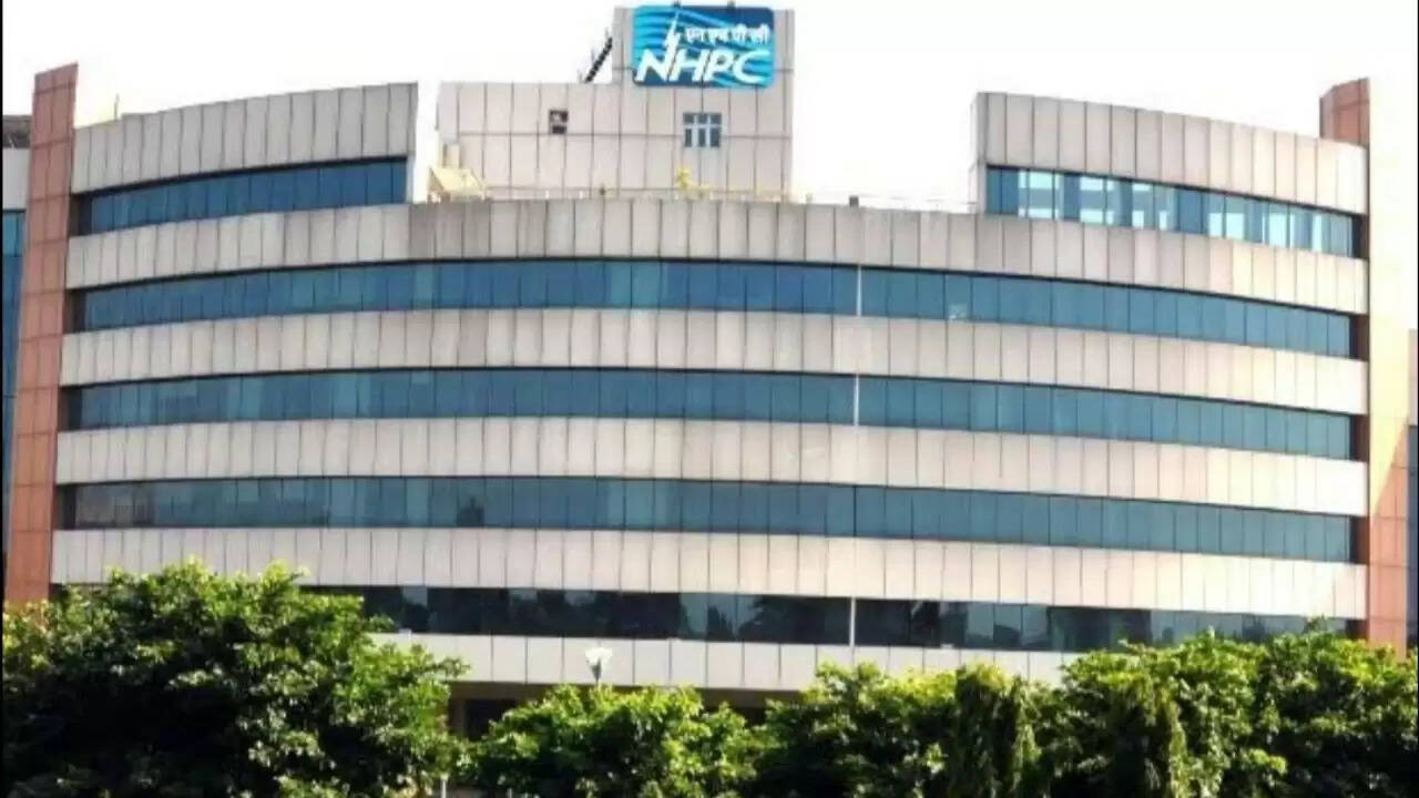 NHPC में सरकारी नौकरी के लिए आवेदन करें: 2025 की भर्ती विवरण