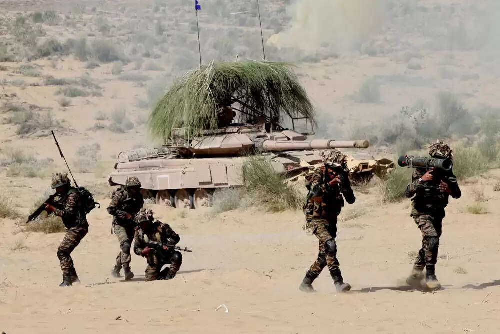 भारतीय सेना ने जैसलमेर में किया सैन्य क्षमता का प्रदर्शन