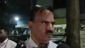 ज़िले के दस्तावेज़ पंजीकरण विभाग में अनियमितताओं का खुलासा