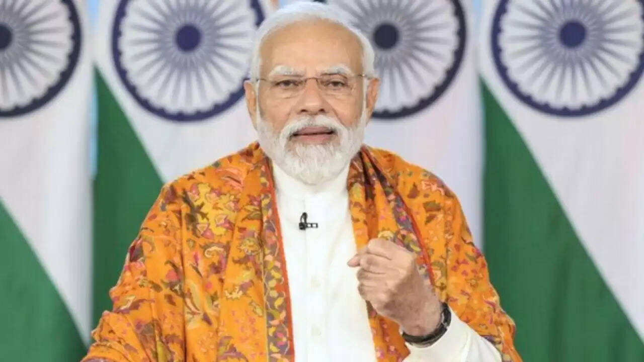 PM मोदी की मन की बात: छठ पूजा को यूनेस्को में शामिल करने का ऐलान और लता मंगेशकर को दी श्रद्धांजलि