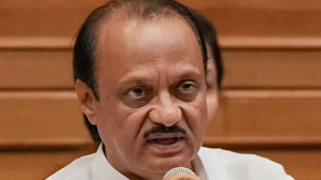 क्या एनसीपी के दोनों गुट फिर से एकजुट होंगे? अजीत पवार ने दिए संकेत