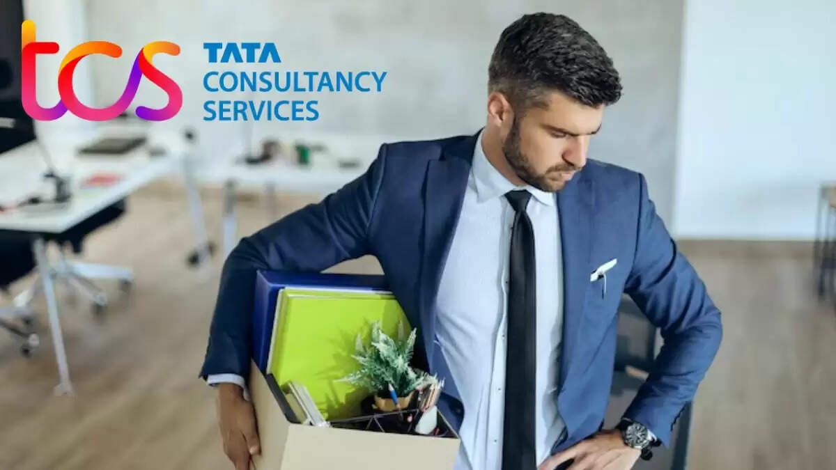 TCS में 12,000 कर्मचारियों की छंटनी, जानें कारण और CEO का बयान