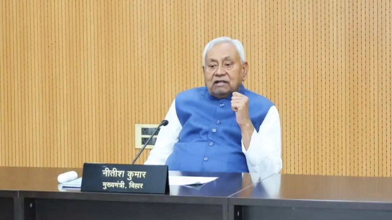 नीतीश कुमार का विधान परिषद से इस्तीफा: राज्यसभा में नई शुरुआत