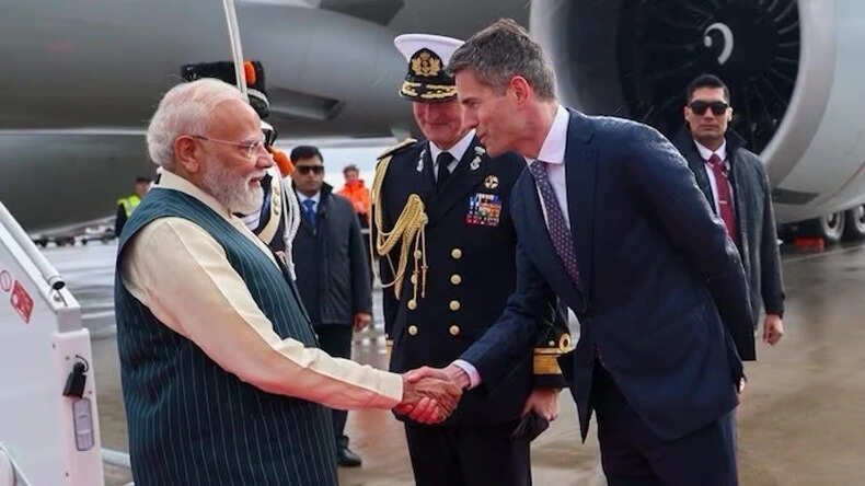प्रधानमंत्री मोदी का नीदरलैंड दौरा: व्यापार और सहयोग पर चर्चा
