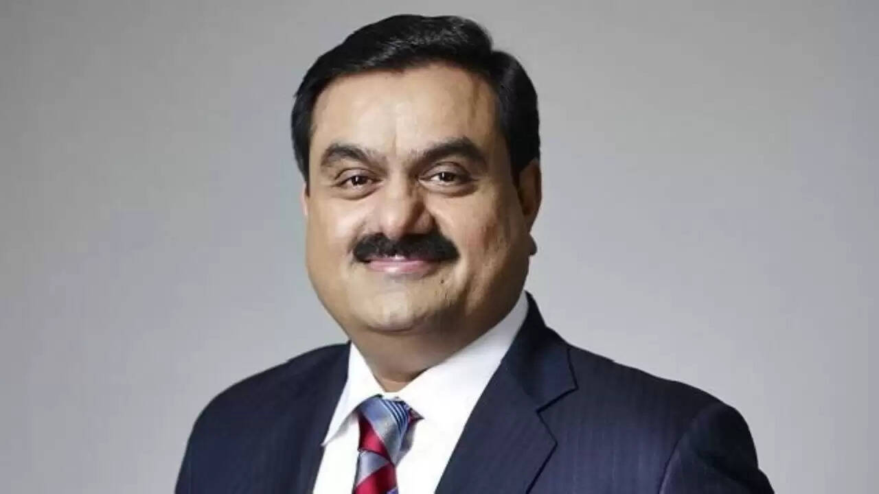 गौतम अडाणी बने एशिया के सबसे अमीर व्यक्ति, मुकेश अंबानी को पछाड़ा