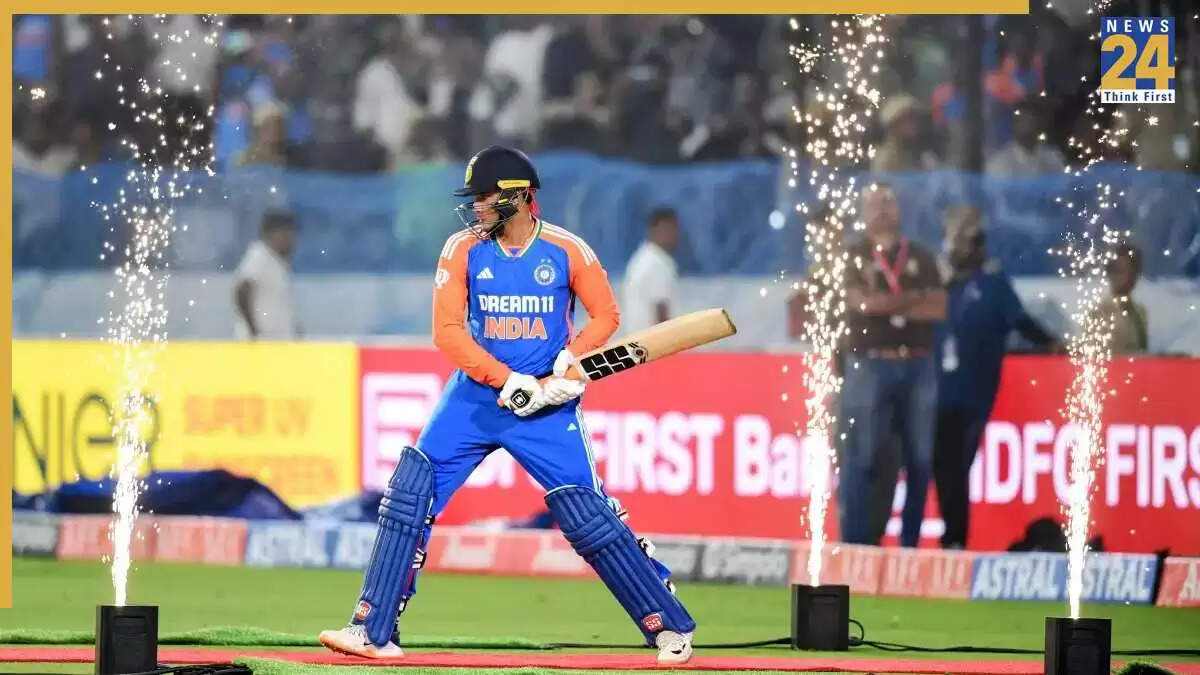 अभिषेक शर्मा ने एशिया कप में बनाया नया रिकॉर्ड, रोहित और संजू के क्लब में शामिल