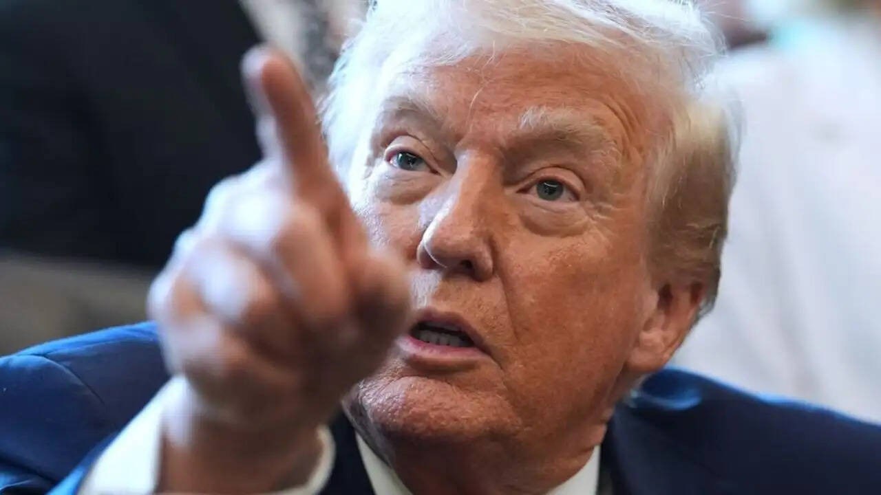 ट्रंप की व्यापार नीति पर सुप्रीम कोर्ट का फैसला: क्या हैं इसके दूरगामी प्रभाव?