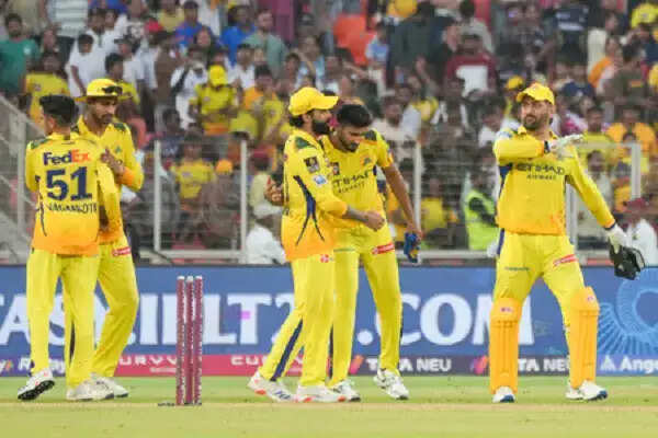 आईपीएल के इतिहास में शीर्ष टीमों की ट्रॉफी जीतने की कहानी