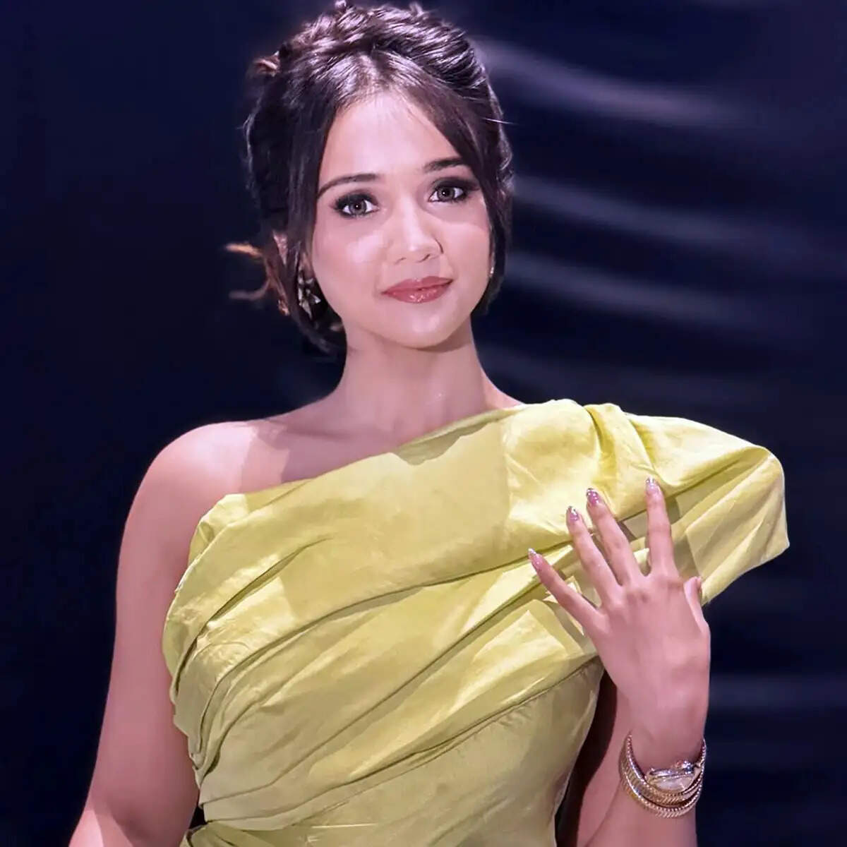 युवा सितारों की सफलता: करोड़ों के घरों की मालकिन बनीं ये अदाकारा