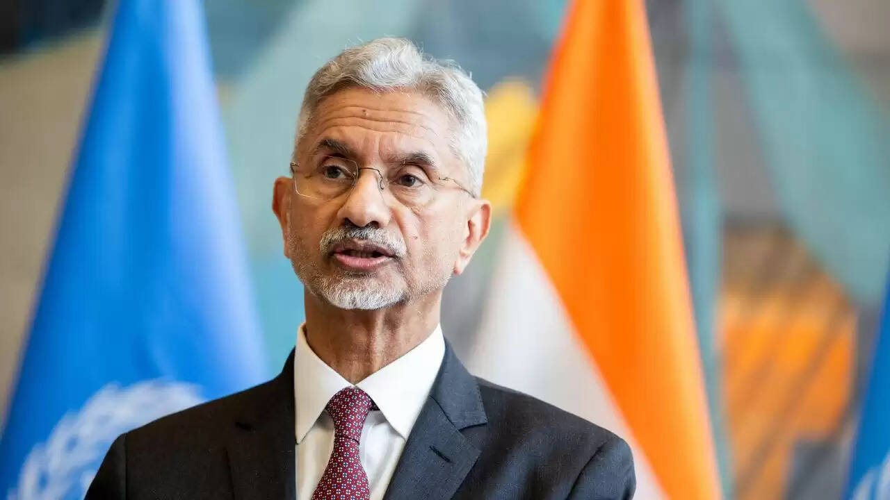विदेश मंत्री जयशंकर की चीन यात्रा: एससीओ बैठक में भागीदारी