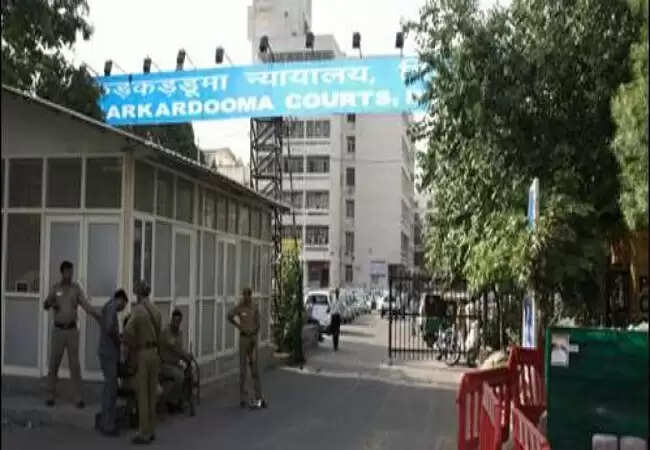 दिल्ली की कड़कड़डूमा कोर्ट ने दंगों की जांच में पुलिस की लापरवाही पर रिपोर्ट मांगी