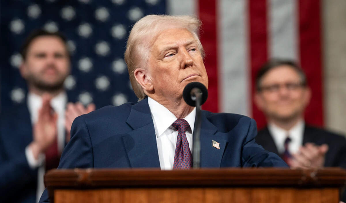 ट्रंप ने शिकागो, लॉस एंजेल्स और पोर्टलैंड से नेशनल गार्ड को हटाने की घोषणा की