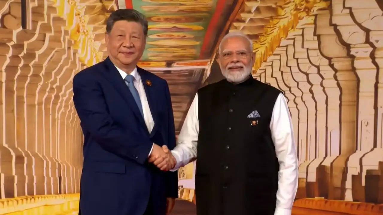 प्रधानमंत्री मोदी और शी जिनपिंग के बीच महत्वपूर्ण वार्ता