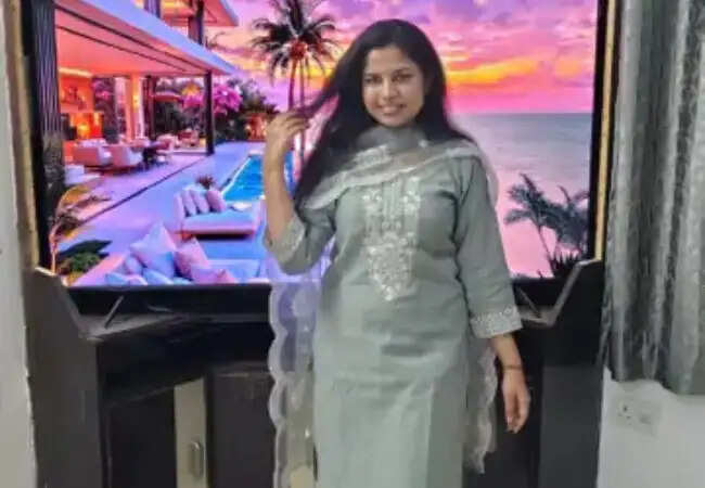 इटावा में MBBS डॉक्टर की संदिग्ध मौत, मानसिक तनाव का जिक्र