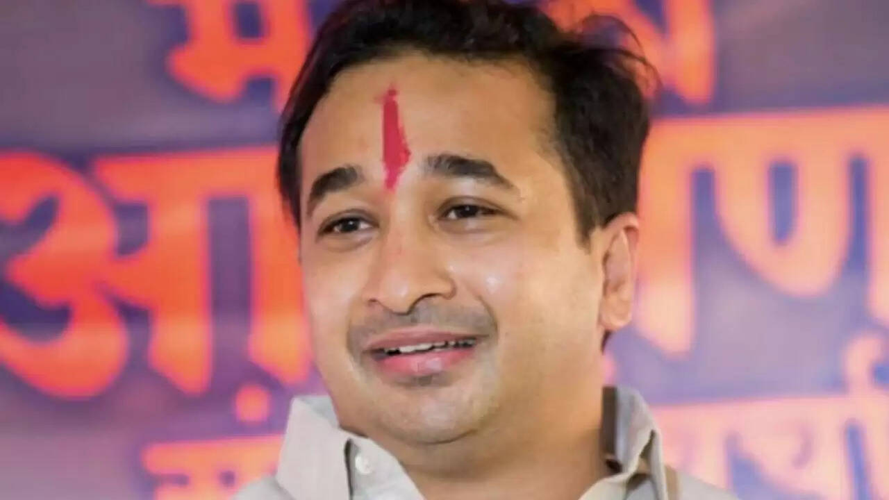 नितेश राणे का उद्धव और राज ठाकरे पर तीखा हमला: क्या है साजिश का सच?
