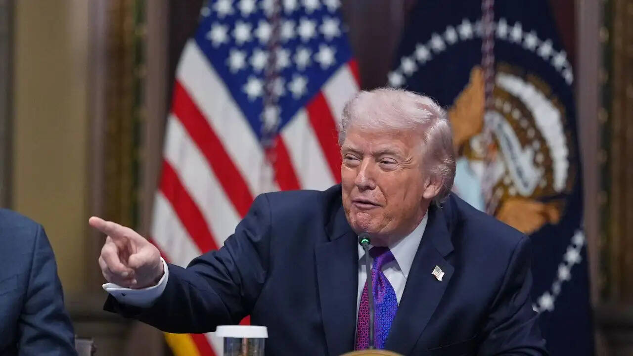 क्या क्यूबा की ओर बढ़ रहा है अमेरिका? ट्रंप ने दिए संकेत