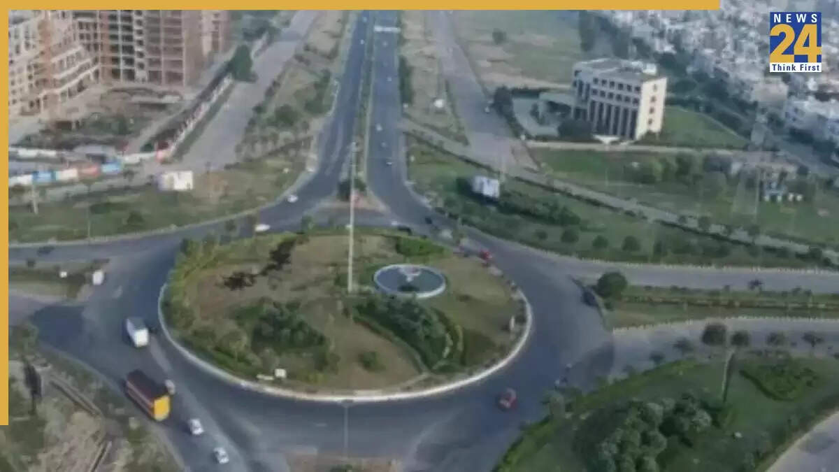 ग्रेटर नोएडा में जाम से राहत: गौर चौक पर अंडरपास का निर्माण
