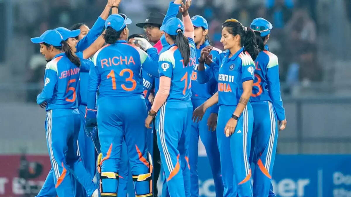 इंग्लैंड के खिलाफ 3 वनडे के लिए भारतीय टीम की घोषणा, 7 ऑलराउंडर्स को मिला मौका