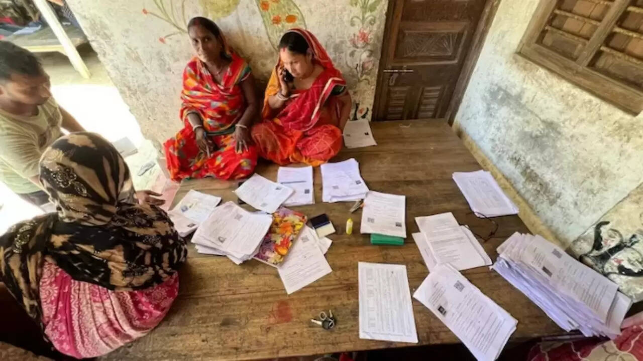 बिहार में चुनाव आयोग के एसआईआर पर सुप्रीम कोर्ट का महत्वपूर्ण फैसला