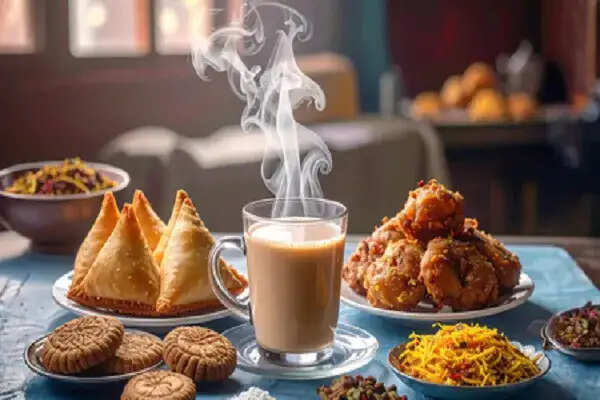 चाय के साथ गलत खाद्य संयोजन से बढ़ सकती हैं पेट की समस्याएं