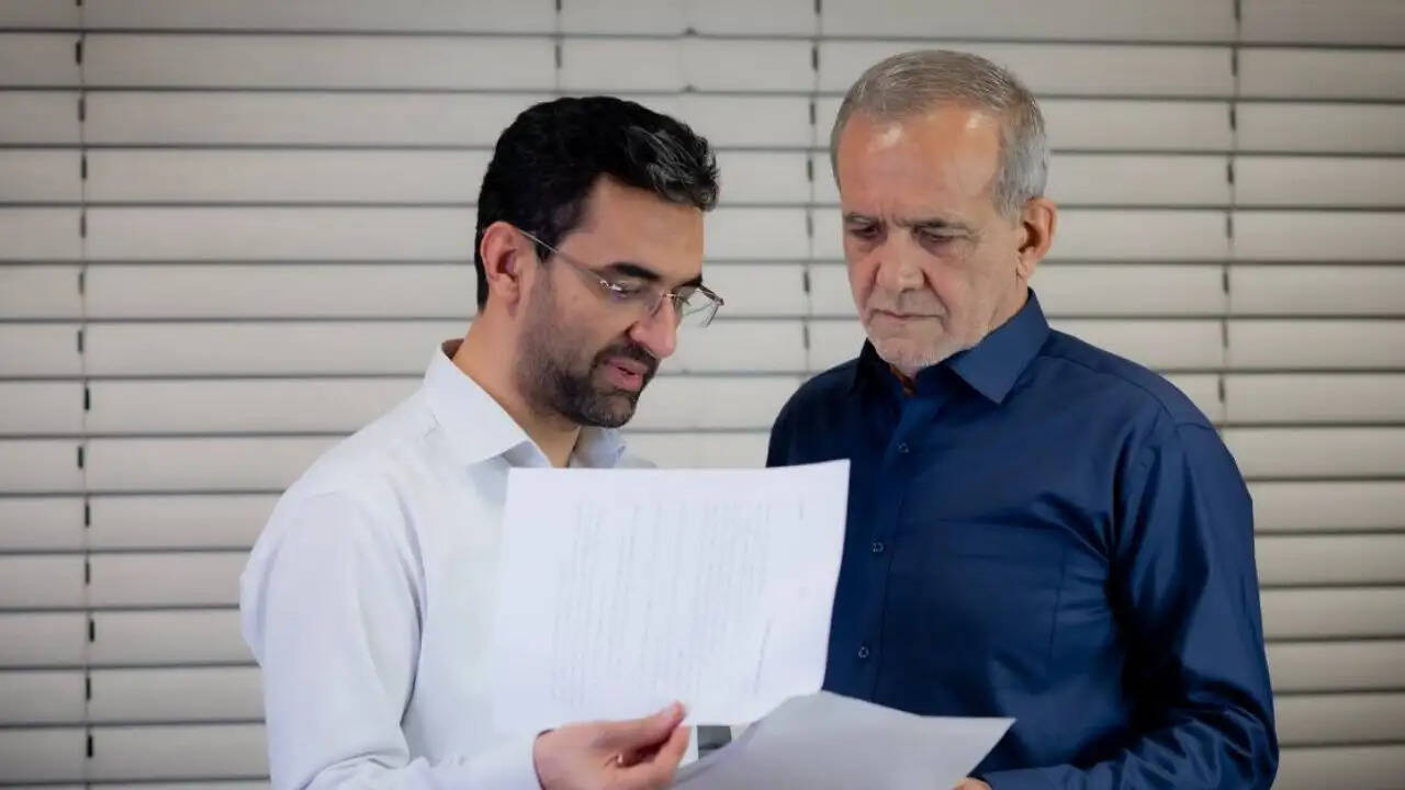 ईरान के राष्ट्रपति का अमेरिका को खुला पत्र: शांति और आत्मरक्षा की बात